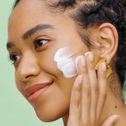 Shiseido Waso Shikulime Color Control Oil-Free Moisturizer 5 Shiseido Waso Shikulime Color Control Oil-Free Moisturizer -Maquillaje Cuidado Tienda 199132 5